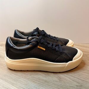 Dr. Scholl’s Time Off Sneakers in Black size 7.5